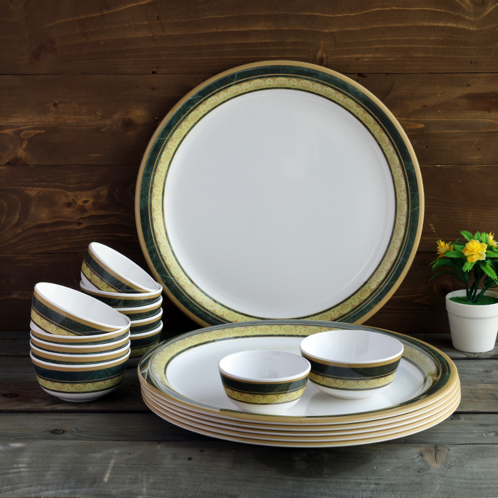 Compact Dinnerware Set