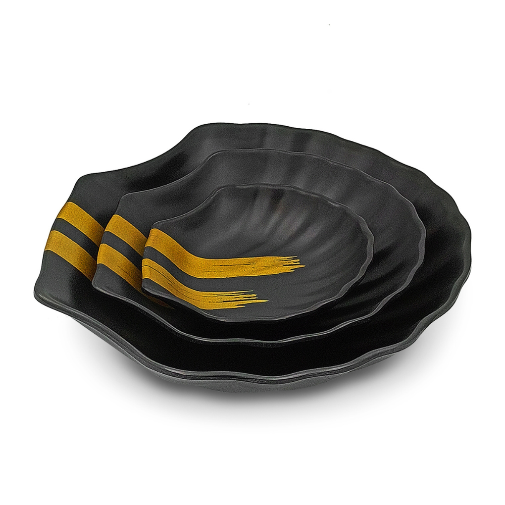 Nested Scalloped Serving Set
